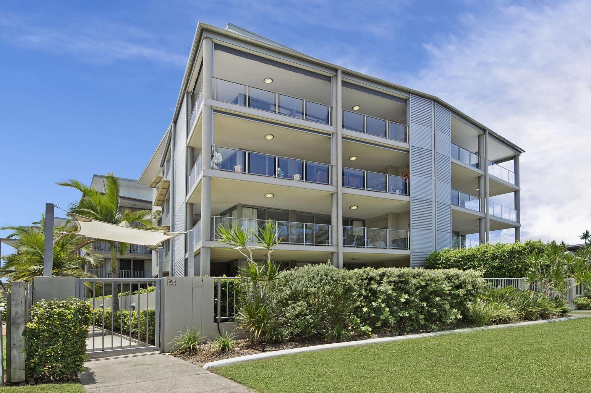 On The Bay Apartments Bongaree Exterior photo